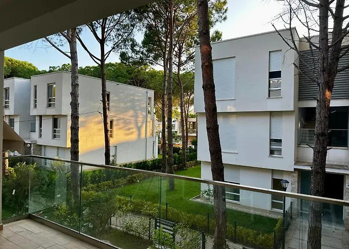 San Pietro Apartment Lalez